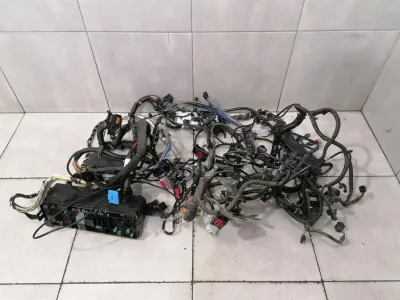 LAND ROVER RANGE ROVER SPORT L494 WIRING LOOM JPLA-14A073-AB ENGINE BAY RHD -