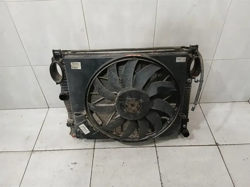 Maybach 62 V240 Radiator Pack A2405000003 Radiator Pack -
