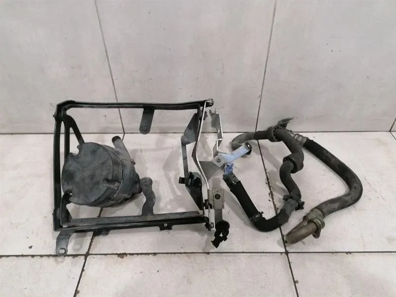 Mercedes W221 Bracket A2215000231 Bracket A0001404385 Secondary Air Pump -