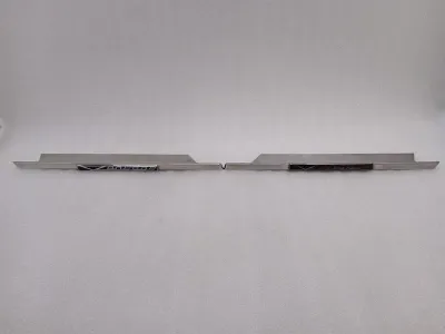 ASTON MARTIN VANTAGE AM SERIES 3 1973-1978 FENDER WING MOULDINGS L+R-