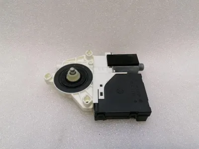 Audi R8 Type 42 V10 5.2 Spyder Door Window Motor 427959801E Window Regulator Motor -