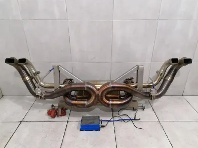 Audi R8 4S exhaust silencer stainless steel exhaust silencer race valve-