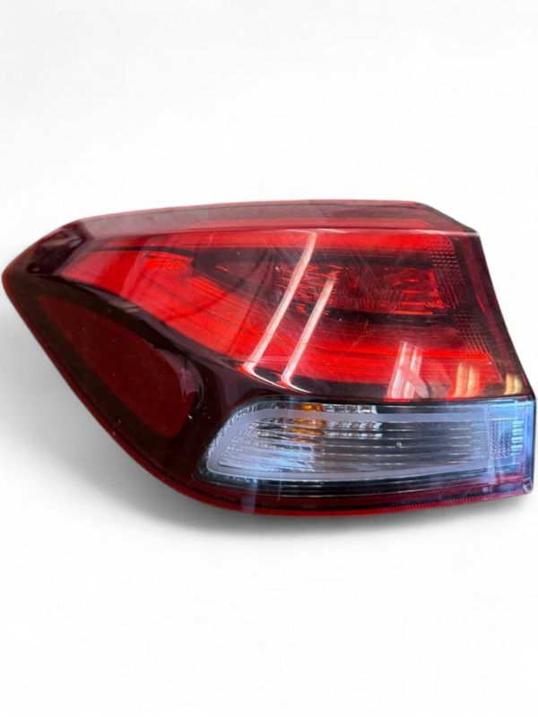 92401G4300 Tail light left HYUNDAI i30 III (PD) (2016-)