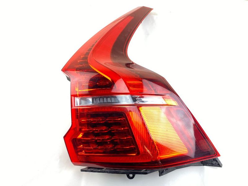31420428 Tail light, right VOLVO XC60 II (246) (2017-)