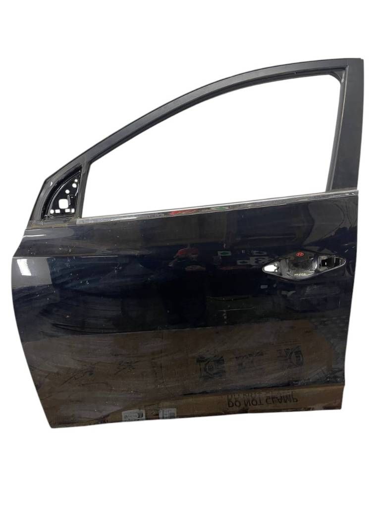 Door Front Left HYUNDAI TUCSON II / ix35 I (LM) (2009-2017)