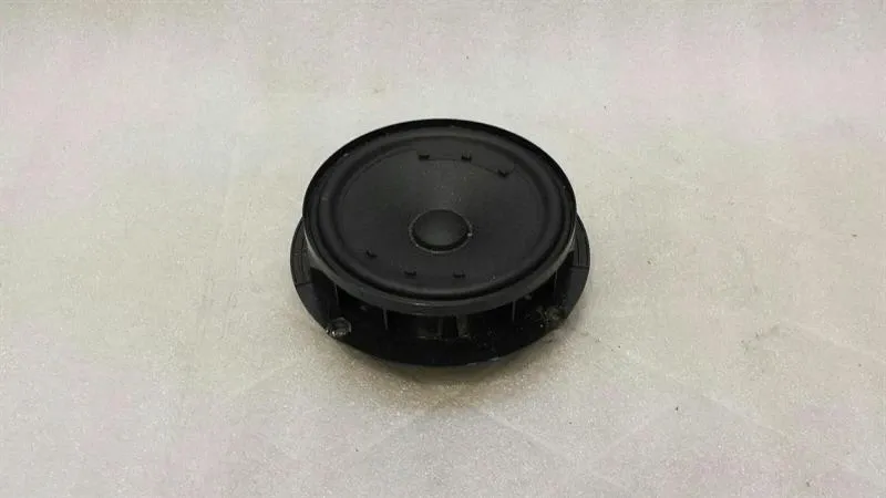 Volkswagen Golf GTD Speakers 5G0035453G Speakers -