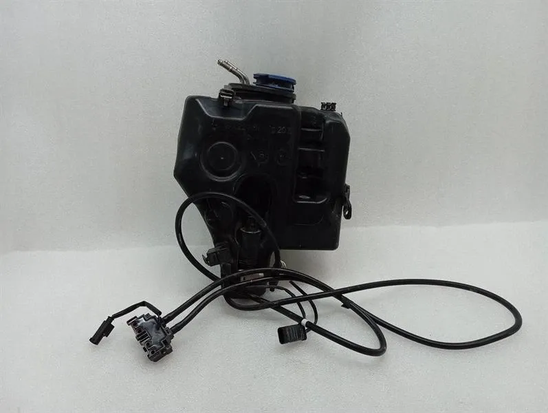 Mercedes S-Class W222 Washer Fluid Reservoir A2228690520 Washer Fluid Reservoir -