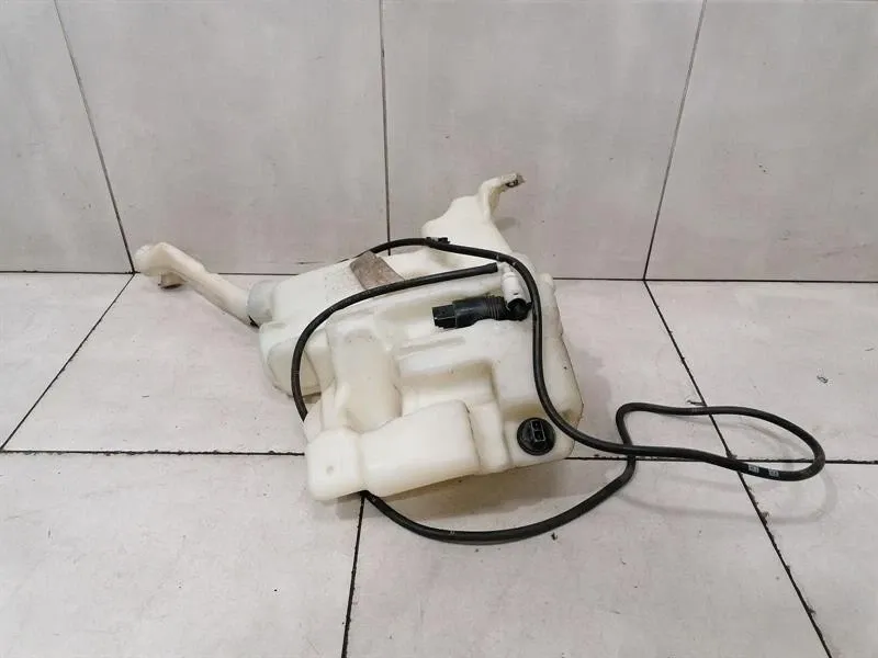 Mercedes ML W164 washer fluid reservoir A1648600960 washer fluid reservoir -