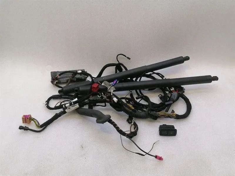 Porsche Macan 95B boat lid strut 95B827851C gas pressure spring tailgate 95B971145AA-