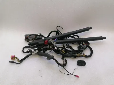 Porsche Macan 95B boat lid strut 95B827851C gas pressure spring tailgate 95B971145AA-