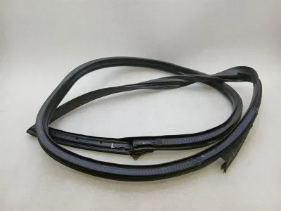 Porsche Cayman 718 Door Seal 98153707502 LH Door Seals -