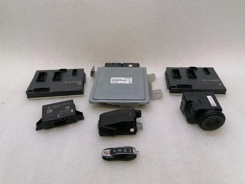 Porsche Cayman 718 engine ECU 982907309E SET engine control unit set DNY 2.0-