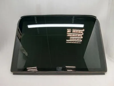 Porsche Macan 95B Rear Panoramic Glass 95B877056Z Sliding Sunroof Rear Faulty-