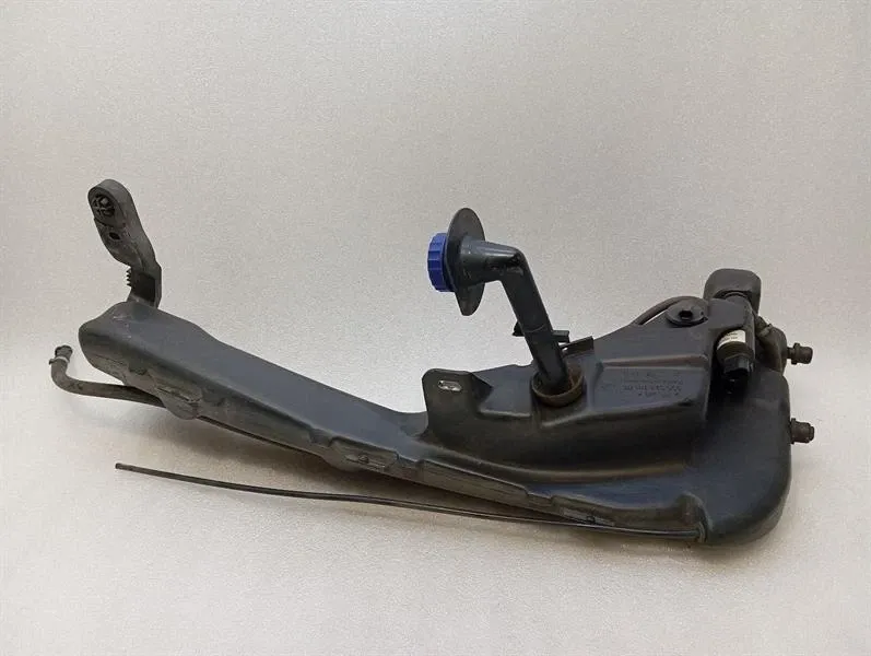 Porsche 911 996 washer fluid reservoir 99652870100 washer fluid tank -