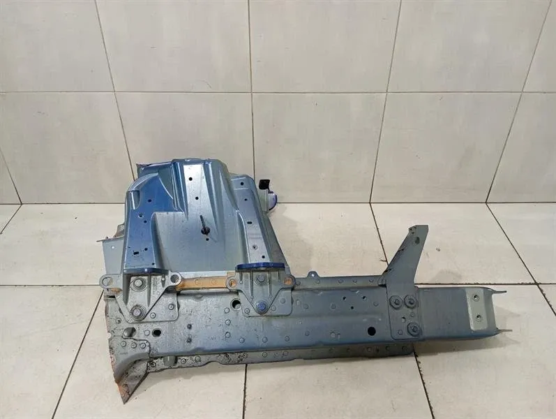 Jaguar i-PACE X590 EV400 Left Front Chassis Leg T4K3183 Left Front Wheel Arch-