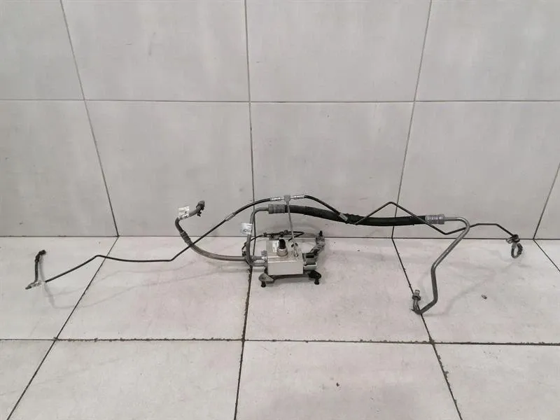 McLaren 600LT SPIDER HYDRAULIC PUMP 13B0737CP HYDRAULIC PUMP-