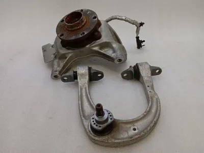 McLaren 600LT Spider Left Front Hub 13BA351RP Wheel Bearing Housing Front Left -