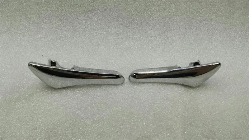Mercedes CLS W219 Door Inner Handle A2117660224 Interior Door Handle A2117660124 -