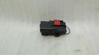 Mercedes S-Class W222 Fuse Box Relay A2225402450 Fuse Box-