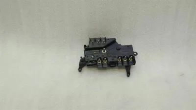 Mercedes S-Class W222 Fuse Box A2225402650 Fuse Box-