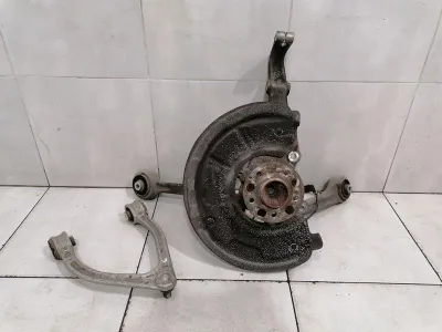 Mercedes CL63 AMG W217 Left Front Hub A2223321901 Wheel Bearing Housing Front Left -