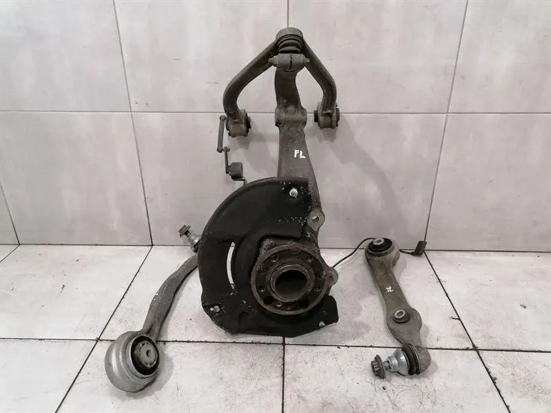 Mercedes S-Class W222 Left Front Hub A2223321901 Wheel Bearing Housing Front Left -