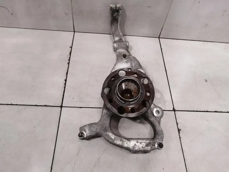 Mercedes CL W217 Left Front Hub A2223321901 Wheel Bearing Housing Front Left -