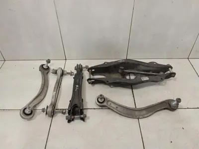 Mercedes C AMG W205 Left Rear Wishbone A2053522000 Rear Left Wishbone -