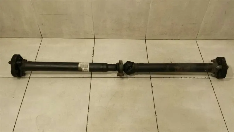 Mercedes SL R230 Propshaft A2304102106 Propshaft -