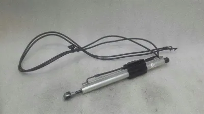 Mercedes C Class W205 Left Hydraulic Cylinder A2178002800 Hydraulic Cylinder LI-