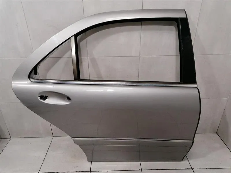 Mercedes S-Class W220 LWB right rear door A2207300405 door rear right -