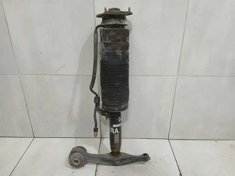 Mercedes CL W215 shock absorber front right A2153200413 shock absorber defect-