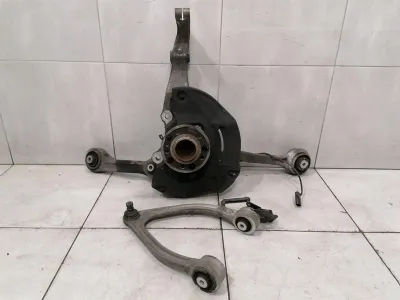 Mercedes S-Class W222 Right Front Hub A2223322001 Wheel Bearing Housing Front Right-