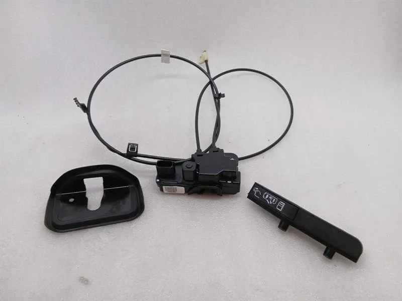 Chevrolet Corvette C7 Grand Sport Door Lock Left 84293825 LH Door Lock -