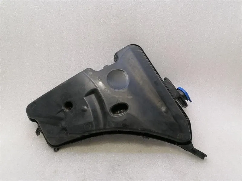 BMW 7 series G11 washer fluid reservoir 7377035 washer fluid reservoir -