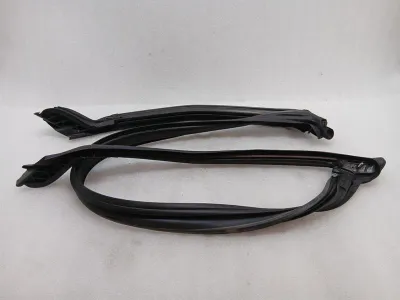 Chevrolet Corvette C7 Grand Sport Roof Seal 246649263 Door Seal-