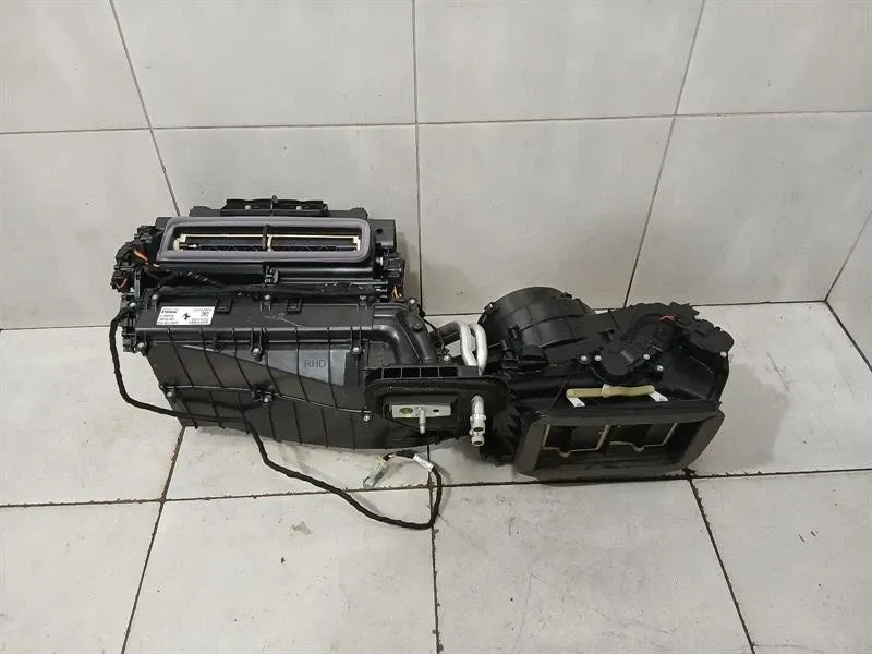 Ferrari Roma F169 Heater Blower Engine 781682 RHD RIGHT HAND DRIVE-