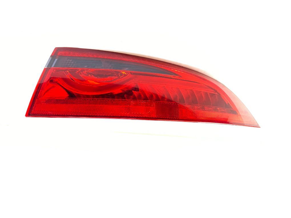 T2H22637 Tail light, right JAGUAR XF (X260) (2015-2024)