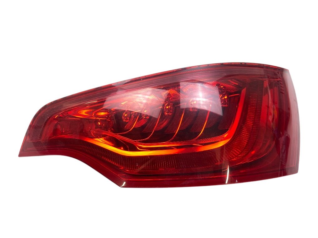 4L0945094L Tail light, right AUDI Q7 (4L) (2006-2015)