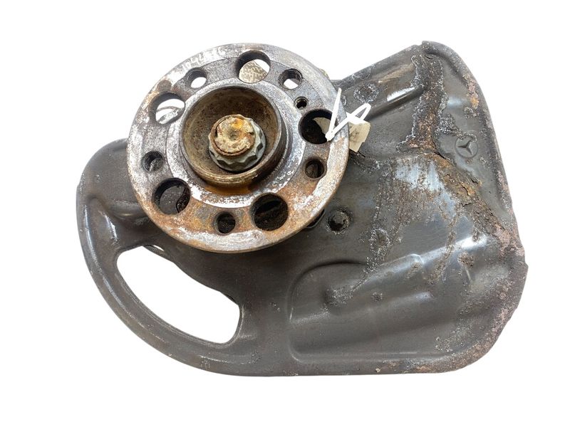 A2043321901 Wheel bearing housing front left MERCEDES-BENZ C-CLASS (W204) (2007-2013)