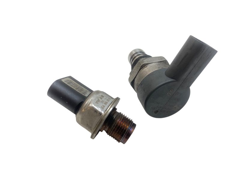 0281006254 55PP2801 55PP28-01 0281006253 0281006180 Fuel pressure regulator set AUDI Q7 (4L) (2006-2015)