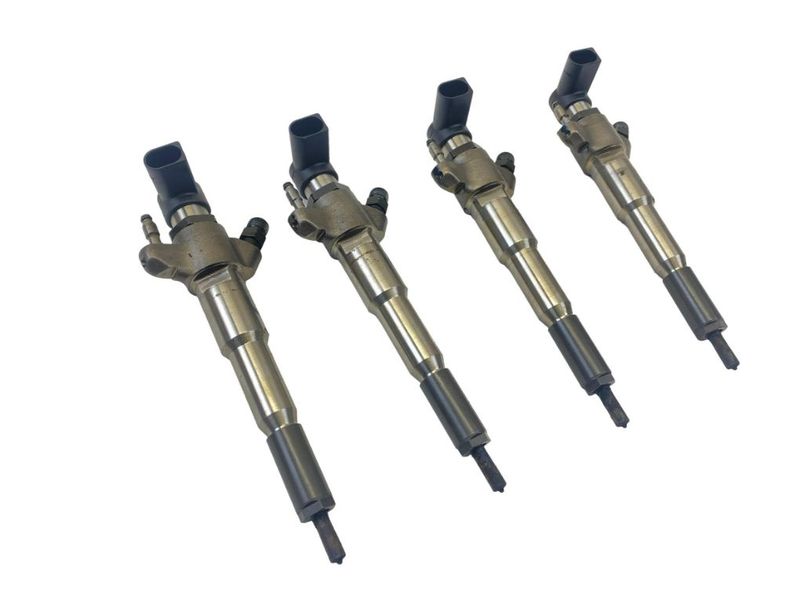 166093282R Fuel injector set NISSAN NAVARA III / NP300 (D23) (2014-)