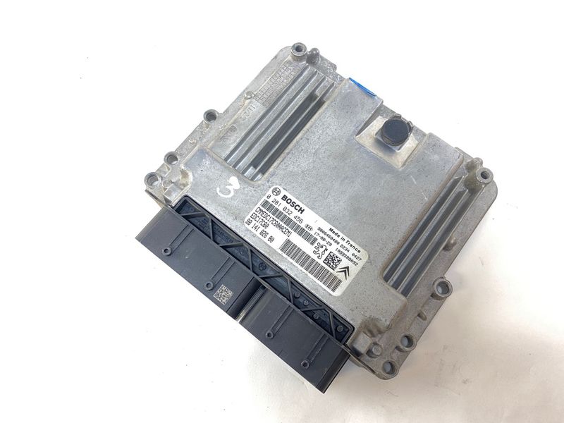 0281032456 1039S88092 22352627 0281033290 0281034189 0281031864 Engine Control Unit / module (ECU) PEUGEOT PARTNER II (B9) (2008-2018)