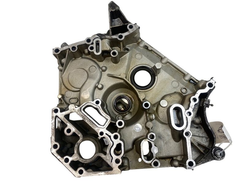 A1560102433 Engine timing belt cover MERCEDES-BENZ C-CLASS (W204) (2007-2013)