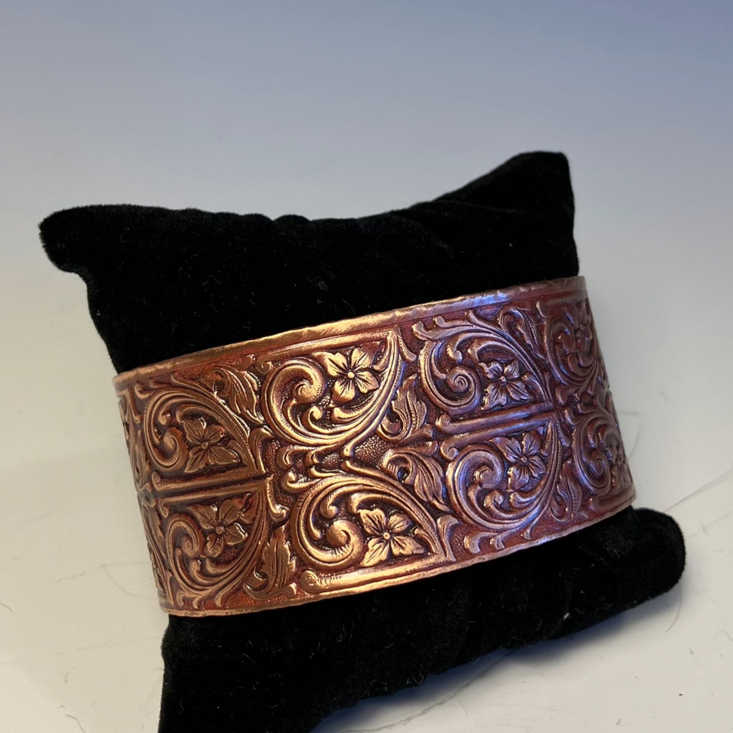 Flower and Leaf Design Bracelet