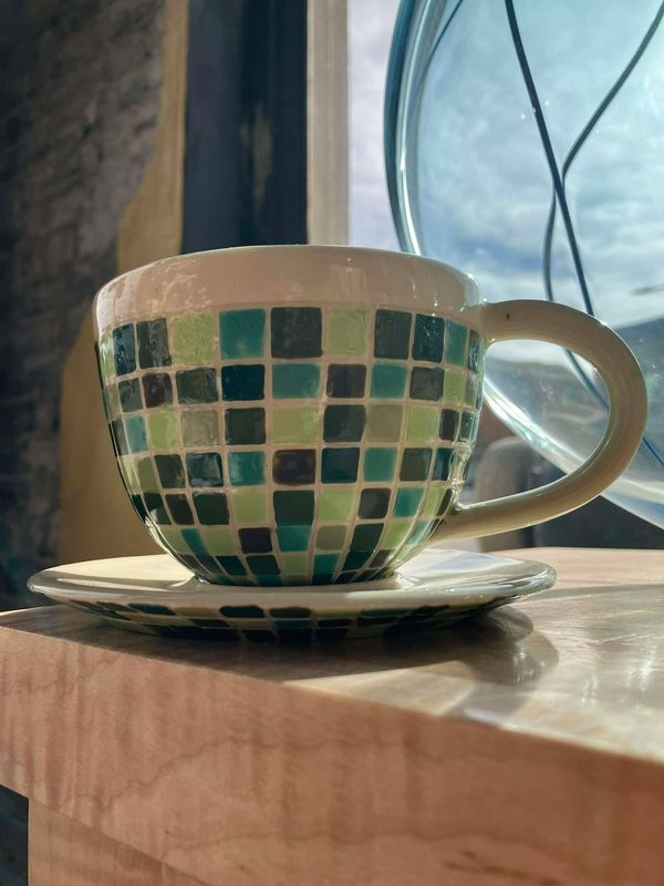 Checkered Mug with Saucer