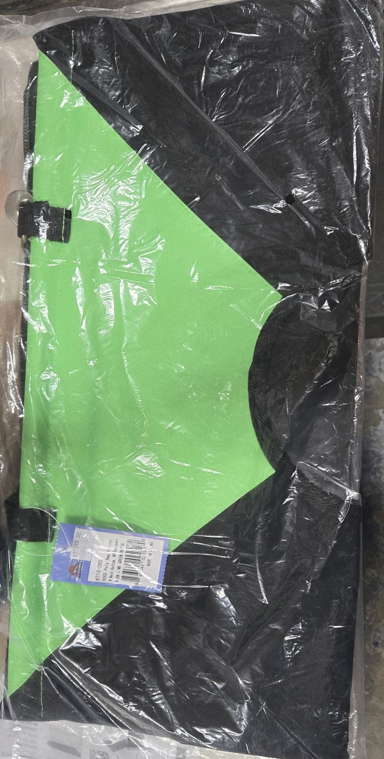 Poly Hay Feeder- Green and Black