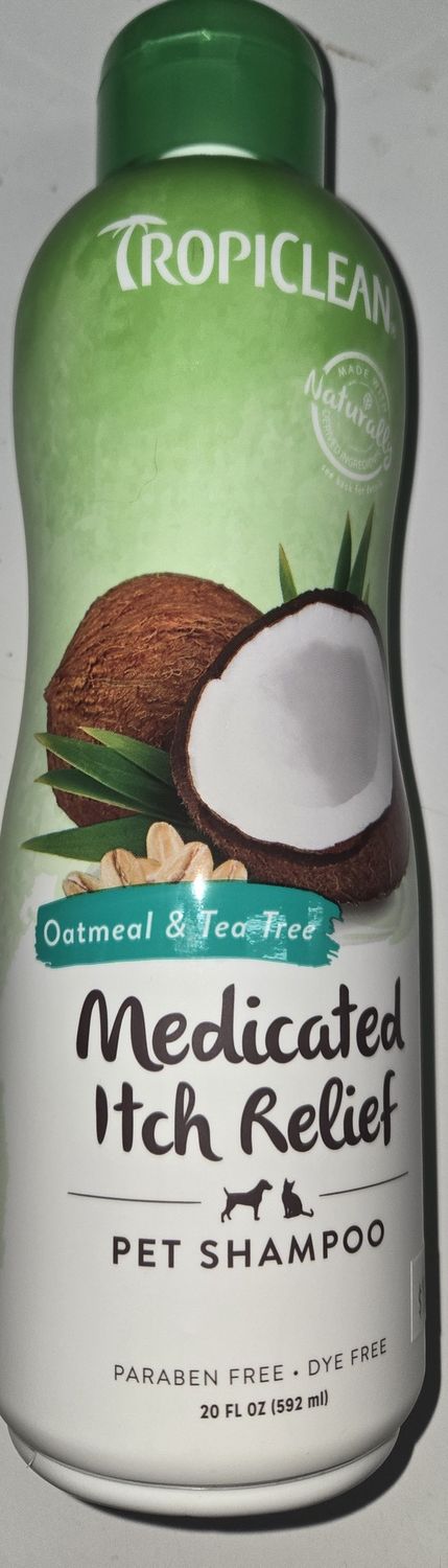 Tropiclean Oatmeal &amp; Tea Tree Medicated Shampoo 20 oz