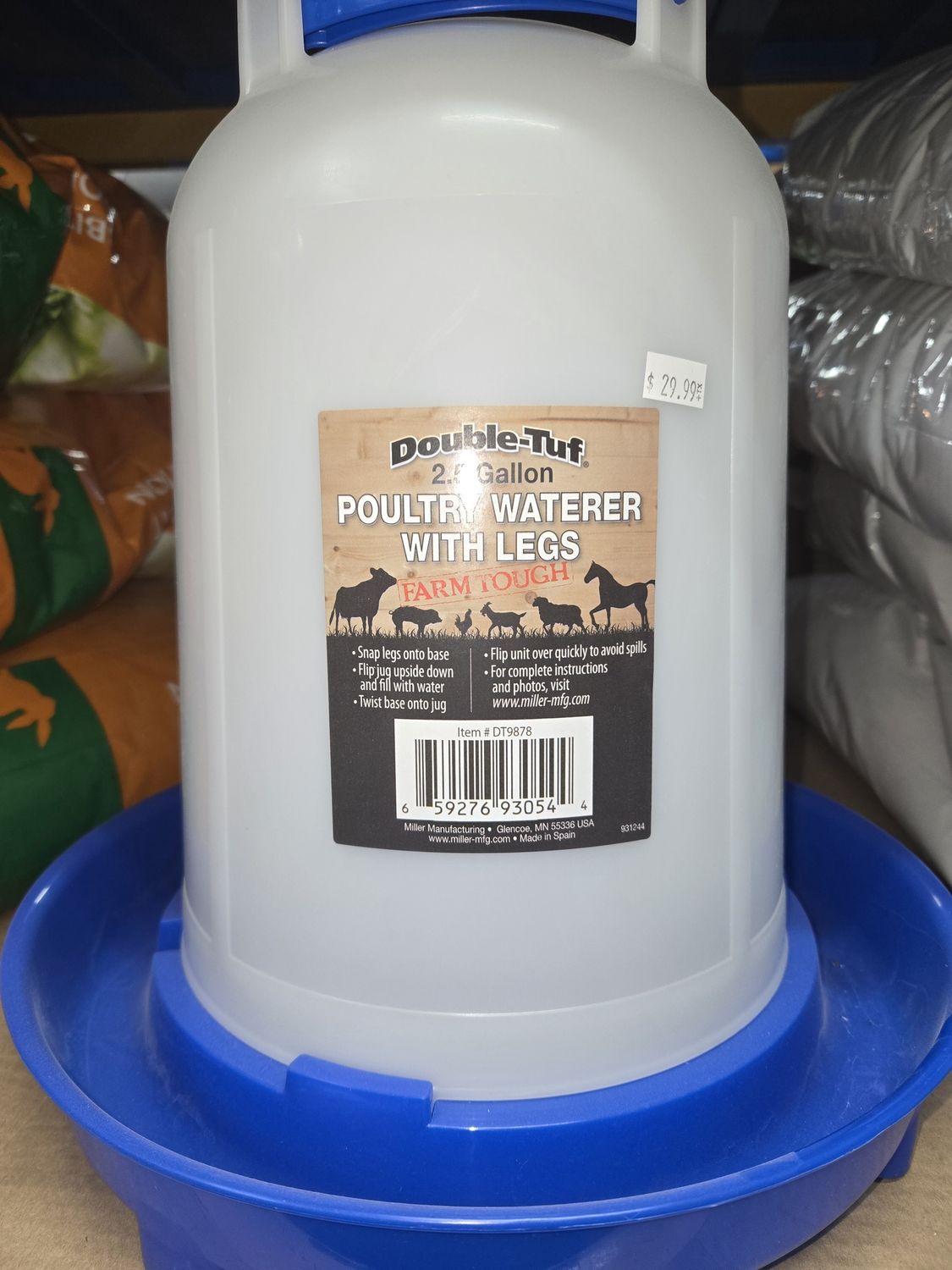 Poultry Waterer with Legs 2.5gal