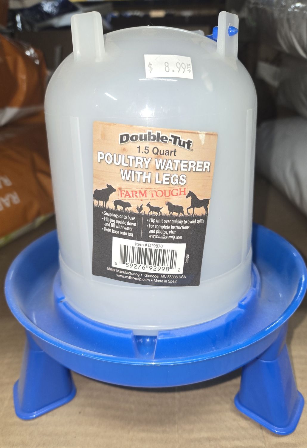 Blue Poultry Waterer w/Legs 1.5qt